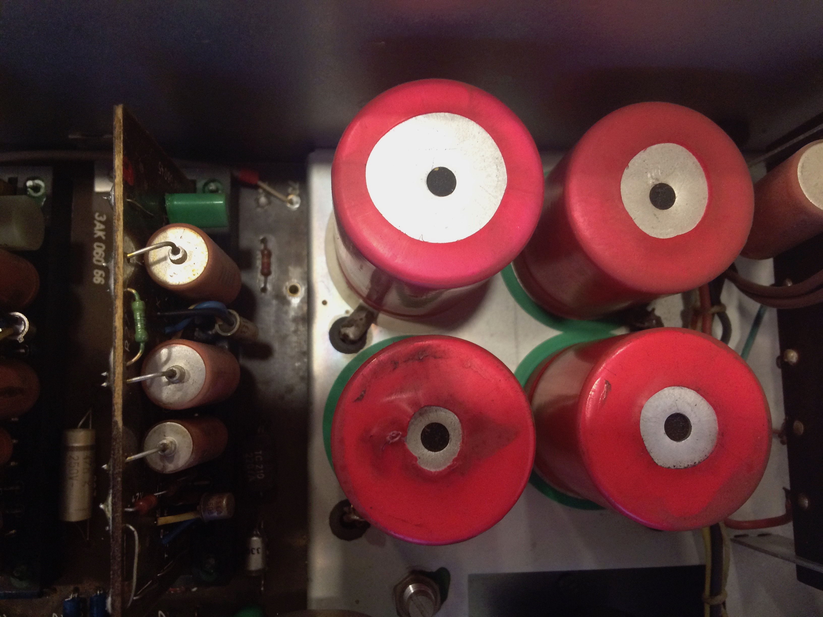 Elektronkový zesilovač – pohled 7